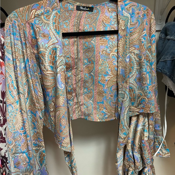 Wrap shirt - Picture 3 of 3